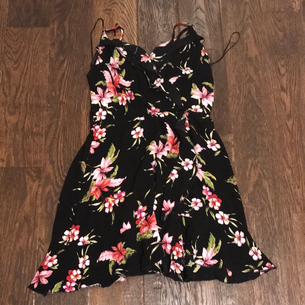Blue notes black and pink flower dress
